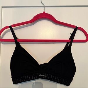 Lululemon Sz S Black Sports Bra